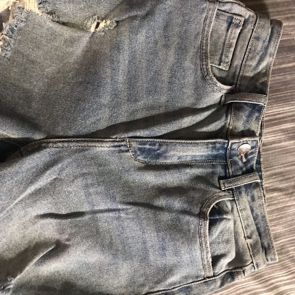 Jeans - Picture 4 of 5